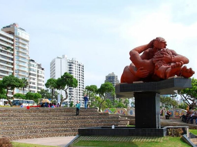 The Kiss sculpture and mosaic walls of the Park of Love facing the sea in Miraflores