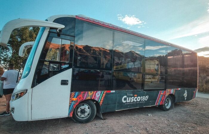 Bus Cusco 180