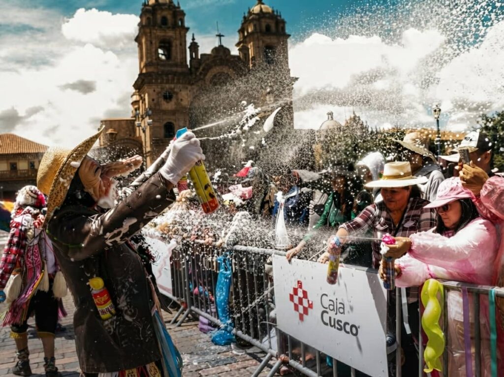Carnaval en la Plaza de Armas del Cusco