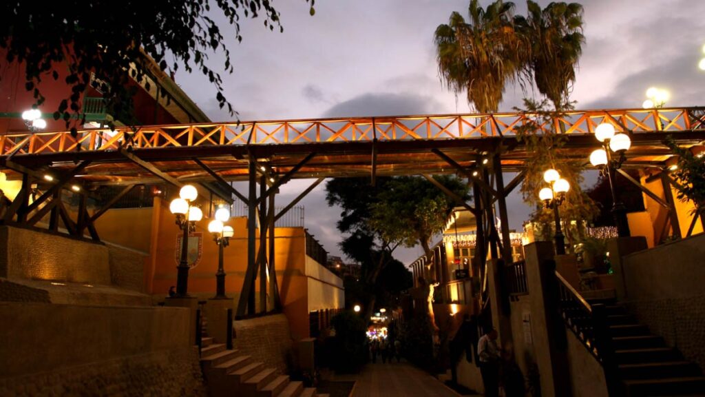 Barranco de noche