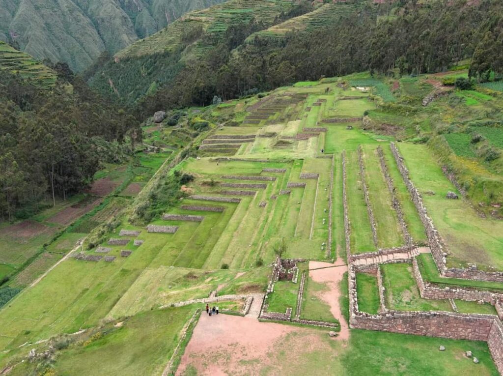 Parque Arqueologico de Tipon