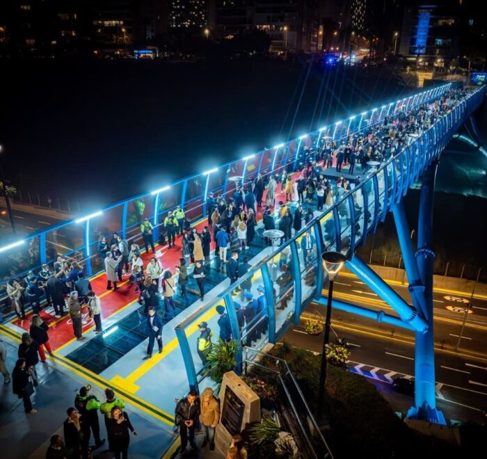 Puente de la paz Lima