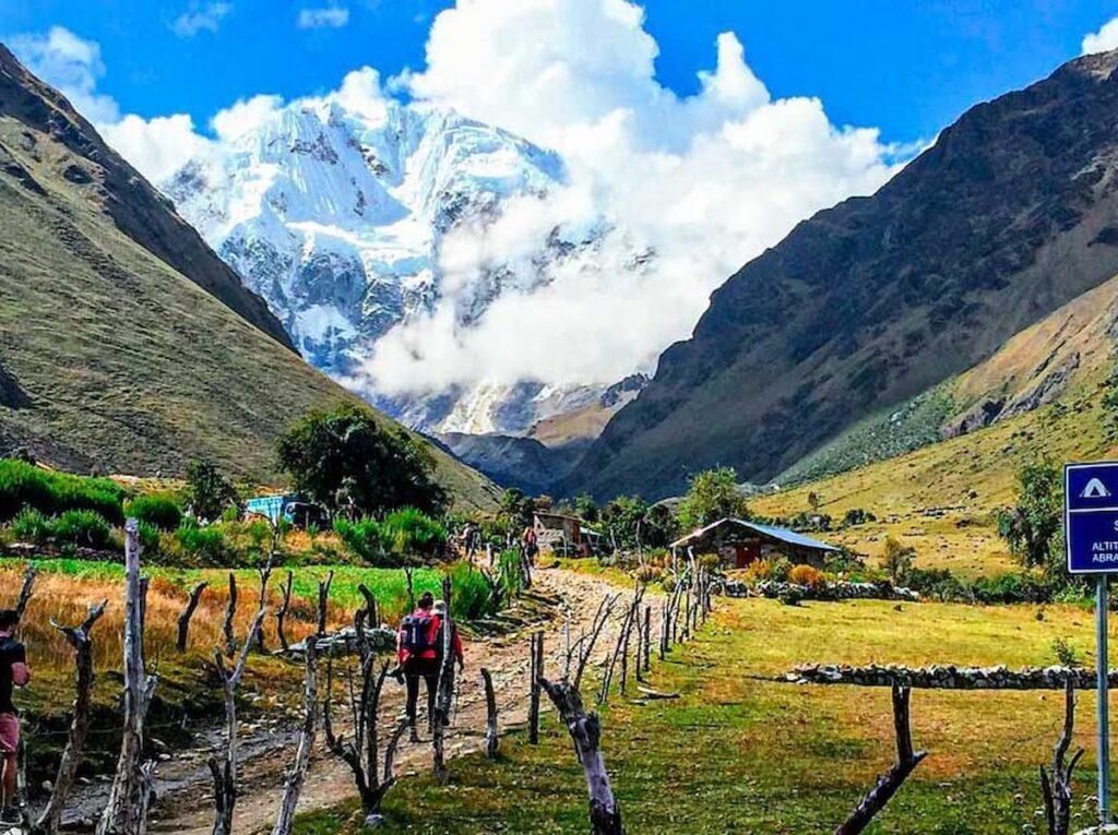 Guía completa para visitar la Laguna Humantay Caminata por Soraypampa