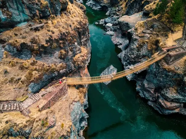 Bridge over the Apurimac River at Playa Rosalina