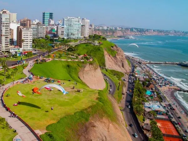 Miraflores boardwalk on the Lima cliffs at sunset
